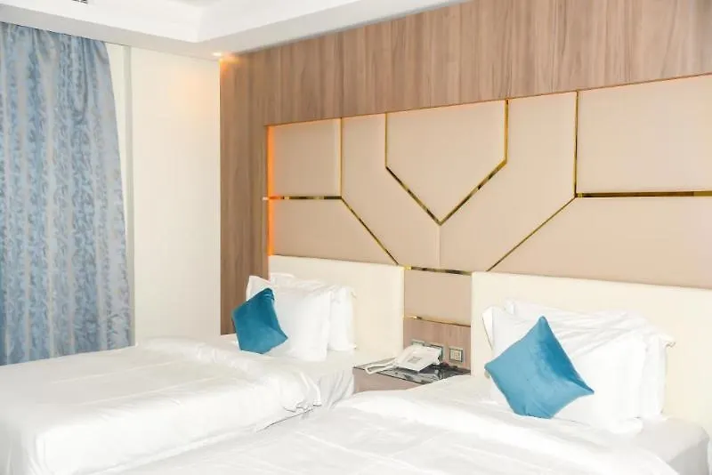 Mora Hotel Jeddah 4*,